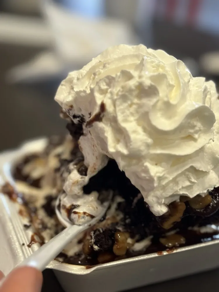 Hot Fudge Sundae